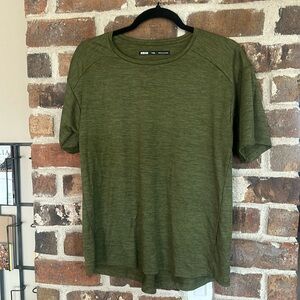 REI Womens Short Sleeve Shirt Large olive green
